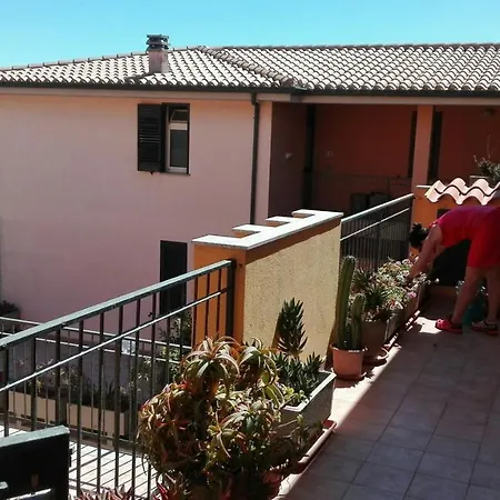 Apartment In Paese A *