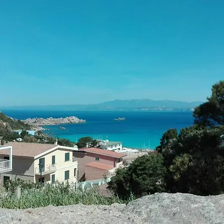 Apartment In Paese A *